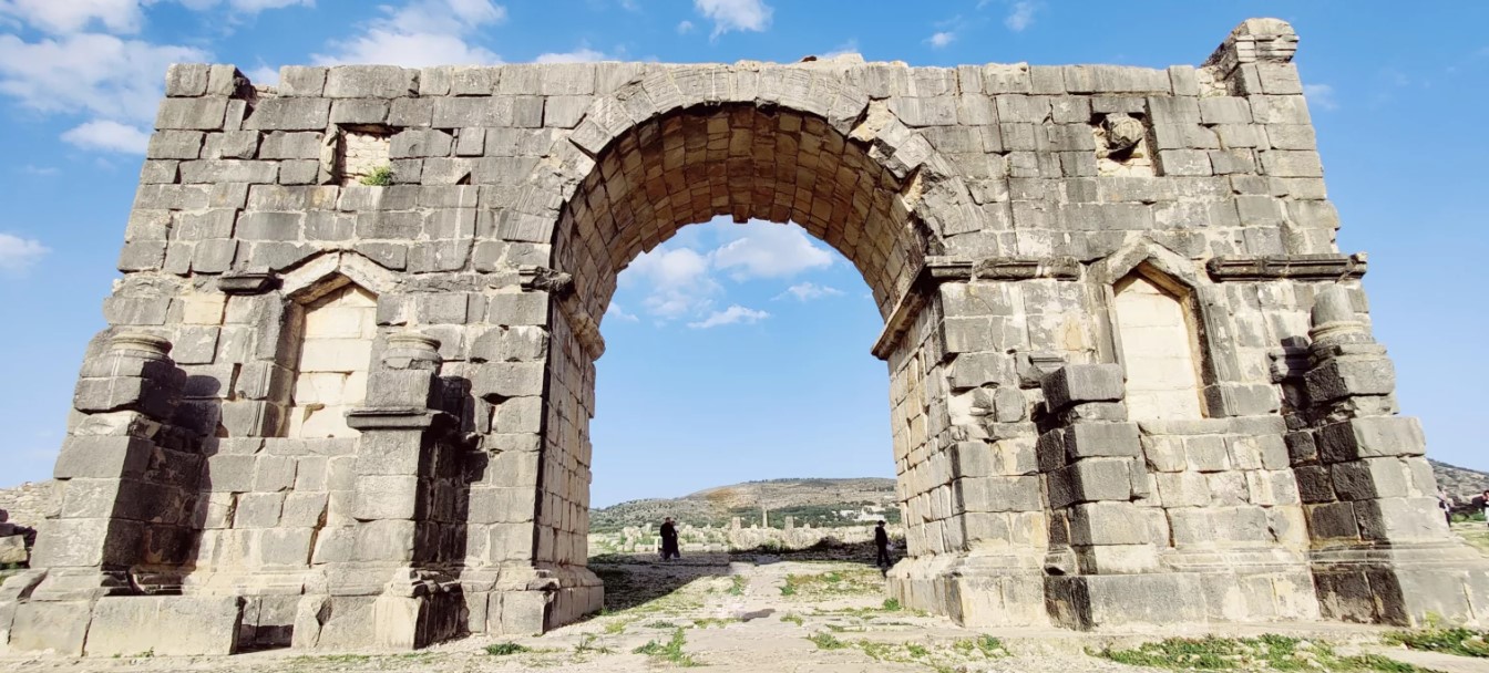 Volubilis Tour: One Day Tour from Fes to Volublilis